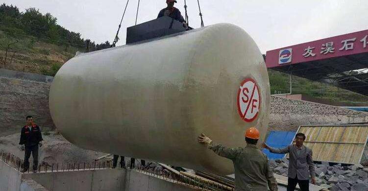 加油站儲油罐吊運使用防爆環(huán)鏈電動葫蘆